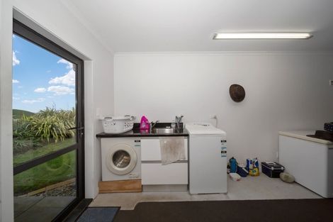 Photo of property in 485 Pukearuhe Road, Waiiti, Urenui, 4377