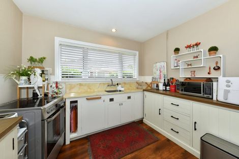 Photo of property in 19 Middlepark Road, Sockburn, Christchurch, 8042