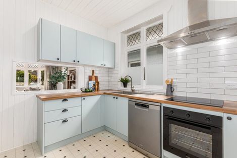 Photo of property in 105 Wyndrum Avenue, Waterloo, Lower Hutt, 5011