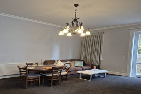 Photo of property in 15 Portland Crescent, Thorndon, Wellington, 6011