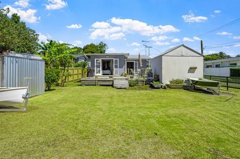 Photo of property in 21 Sundown Avenue, Manly, Whangaparaoa, 0930