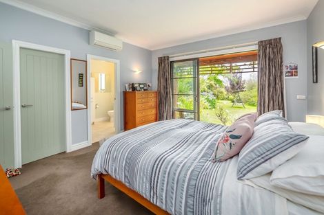 Photo of property in 24 Admiral Road, Gladstone, 5883