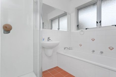 Photo of property in 5 Woodstock Crescent, Leamington, Cambridge, 3432