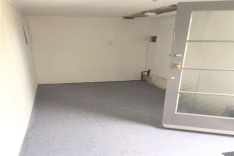 Photo of property in 113a Newlands Road, Newlands, Wellington, 6037