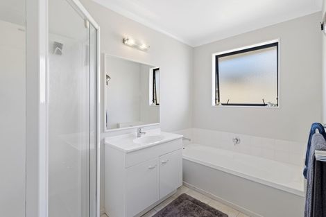 Photo of property in 19 Everton Place, Grandview Heights, Hamilton, 3200