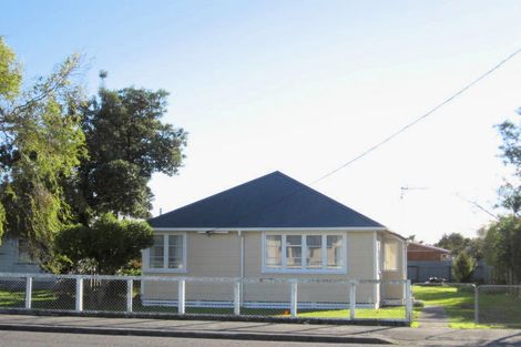 Photo of property in 61 Aotaki Street, Otaki, 5512