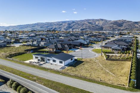 Photo of property in 13 Phoenix Place, Cromwell, 9310