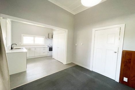 Photo of property in 30 Potatau Street, Grey Lynn, Auckland, 1021
