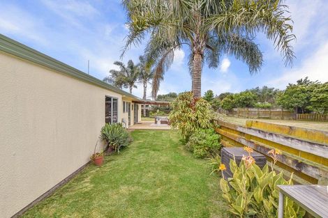 Photo of property in 45 Kane Road, Papamoa Beach, Papamoa, 3118