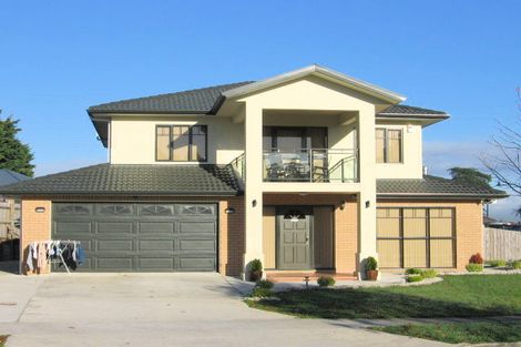 Photo of property in 2 Mediterranean Way, Goodwood Heights, Auckland, 2105