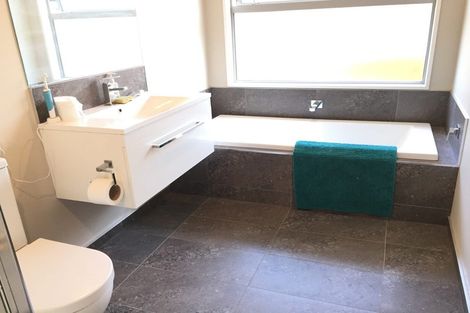 Photo of property in 4 Robalan Close, Halswell, Christchurch, 8025