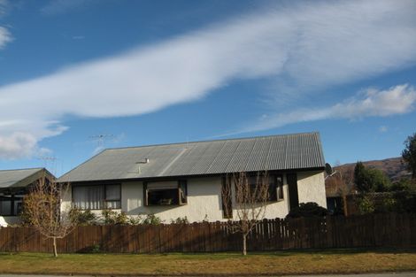 Photo of property in 13 Antrim Street, Cromwell, 9310