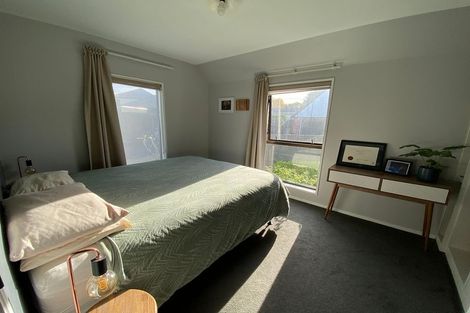 Photo of property in 1/25 Kingham Place, Avonhead, Christchurch, 8042