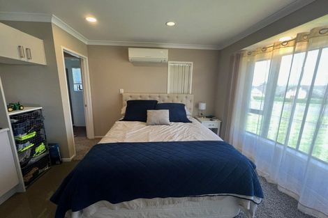 Photo of property in 19 Lough Bourne Drive, Pukekohe, 2120