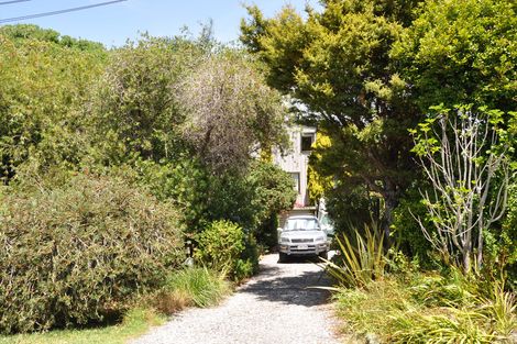 Photo of property in 4 Hillside Crescent, Leigh, 0985