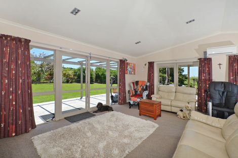 Photo of property in 38 Matarau Road, Matarau, Kamo, 0185