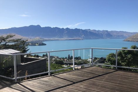 Photo of property in 7b Von Place, Fernhill, Queenstown, 9300