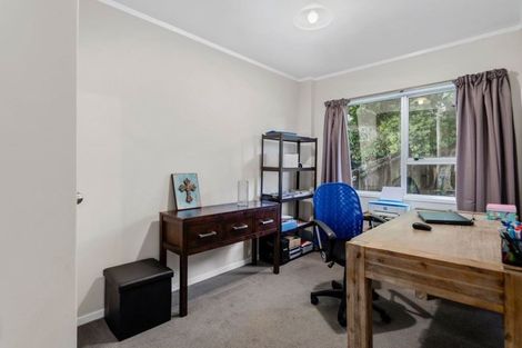 Photo of property in 1/11 Foley Place, Torbay, Auckland, 0632