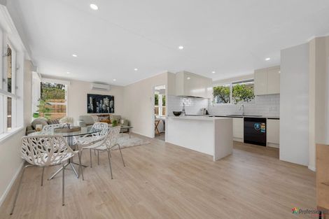 Photo of property in 108 Tennessee Avenue, Mangere East, Auckland, 2024