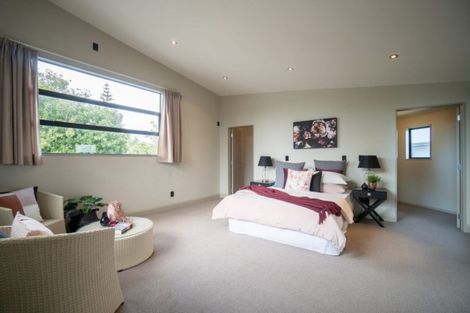 Photo of property in 430 College Street, Hokowhitu, Palmerston North, 4410