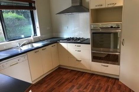 Photo of property in 9 Louvain Place, Greenhithe, Auckland, 0632