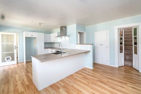 Photo of property in 27 Wavell Crescent, Lansdowne, Masterton, 5810