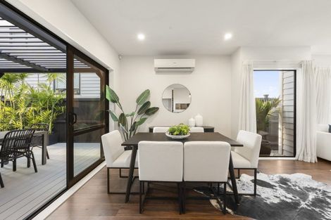 Photo of property in 144 Hobsonville Road, Hobsonville, Auckland, 0618