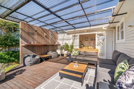 Photo of property in 8 Tui Grove, Elderslea, Upper Hutt, 5018