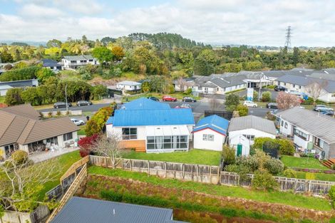 Photo of property in 26 Heta Road, Highlands Park, New Plymouth, 4312
