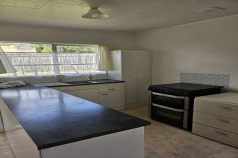 Photo of property in 26 Moire Road, Massey, Auckland, 0614