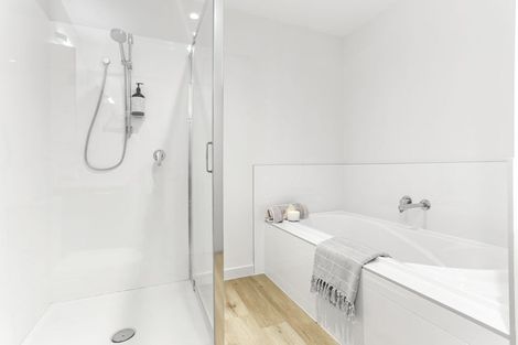 Photo of property in 28 Walter Merton Road, Hobsonville, Auckland, 0616