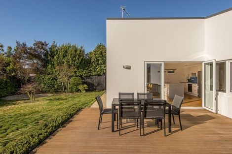 Photo of property in 24 Fovant Street, Russley, Christchurch, 8042