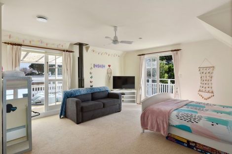 Photo of property in 19 Kainui Road, Raumati South, Paraparaumu, 5032