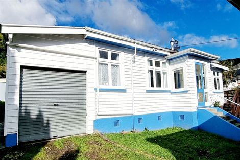 Photo of property in 94a Waikawa Road, Picton, 7220