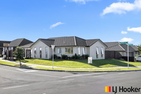 Photo of property in 2 Okohaka Avenue, Glenbrook, Waiuku, 2681