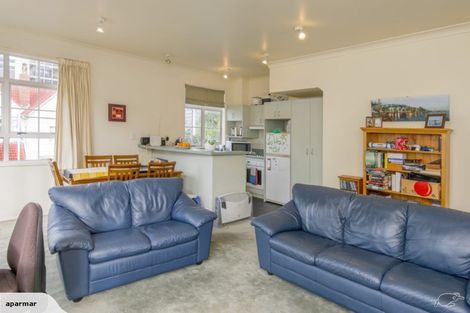 Photo of property in 32 Pipitea Street, Thorndon, Wellington, 6011