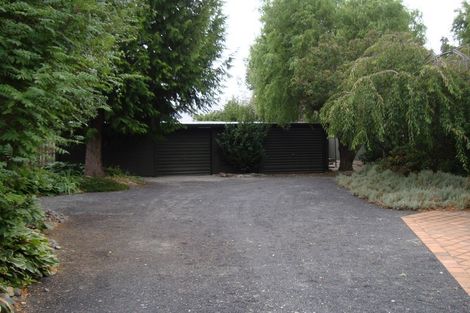 Photo of property in 15 Black Peak Road, Omarama, 9412