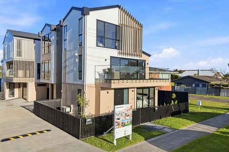 Photo of property in 8a Stanley Avenue, Milford, Auckland, 0620