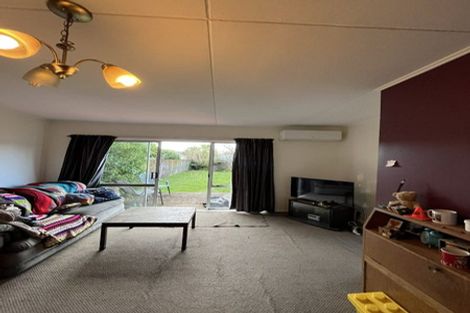 Photo of property in 7 Pilcher Crescent, Naenae, Lower Hutt, 5011