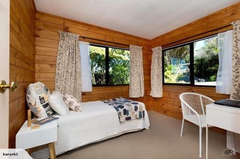 Photo of property in 5 Shackle Lane, Whitby, Porirua, 5024