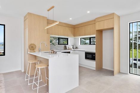 Photo of property in 28c Walker Road, Point Chevalier, Auckland, 1022