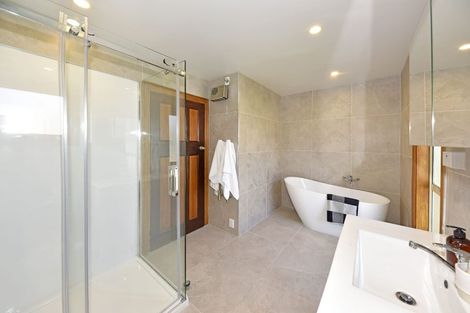 Photo of property in 68 Englefield Road, Northwood, Christchurch, 8051