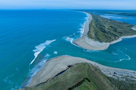 Photo of property in 10 Neva Street, Fortrose, Invercargill, 9875