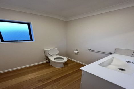 Photo of property in 13 Elsfield Place, Torbay, Auckland, 0630