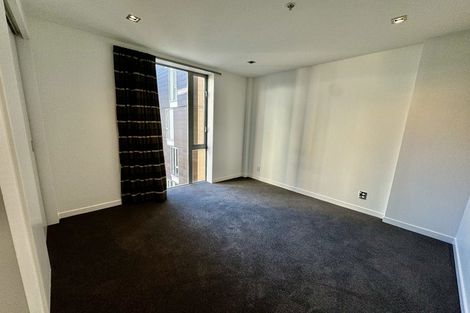 Photo of property in Piermont Apartments, 5i/82 Cable Street, Te Aro, Wellington, 6011