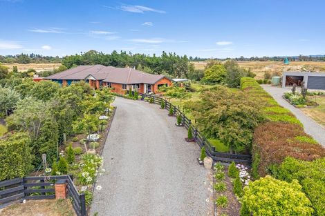 Photo of property in 20 Teviotview Place, Amberley, 7410