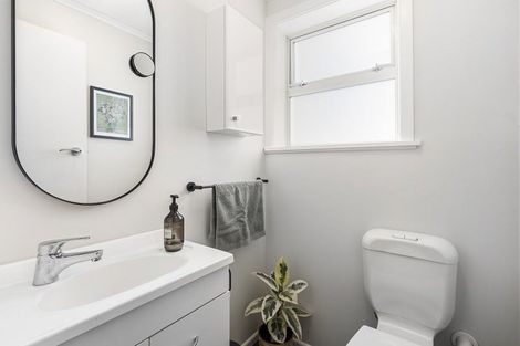 Photo of property in 29 Revans Street, Miramar, Wellington, 6022