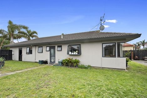 Photo of property in 49 Kane Road, Papamoa Beach, Papamoa, 3118