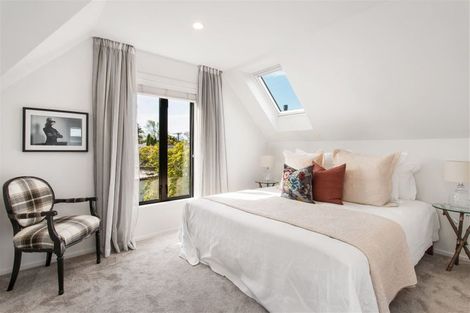 Photo of property in 2a Wairarapa Terrace, Merivale, Christchurch, 8014