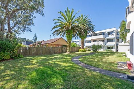 Photo of property in 7c Puriri Avenue, Orewa, 0931